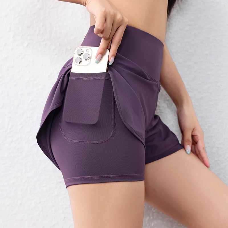 Quick drying womens running shorts elastic waist activity sports shorts with pocket yoga shorts Y250412
