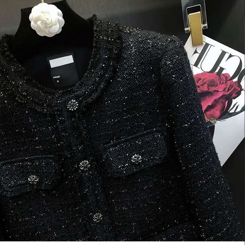 Designer Clothes 2024 Women Autumn Winter Elegant Short Tweed Coats Female Single Breasted Cropped Jackets Ladies Loose Casual Outerwear R837