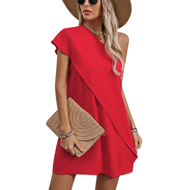 Stylish and sexy fake two piece diagonal shoulder dress summer vacation style sleeveless A-line mid length skirt