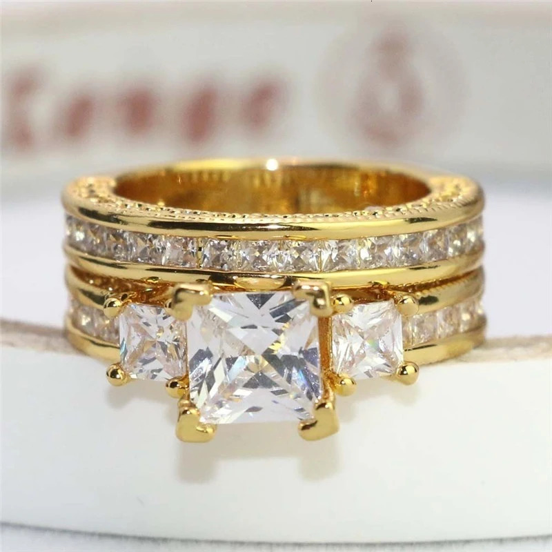 Fashion Couple Rings Vintage Stainless Steel Men Wedding Ring Elegant Women Square Cut Zircon Rings Set Engagement Jewelry Gifts 251113