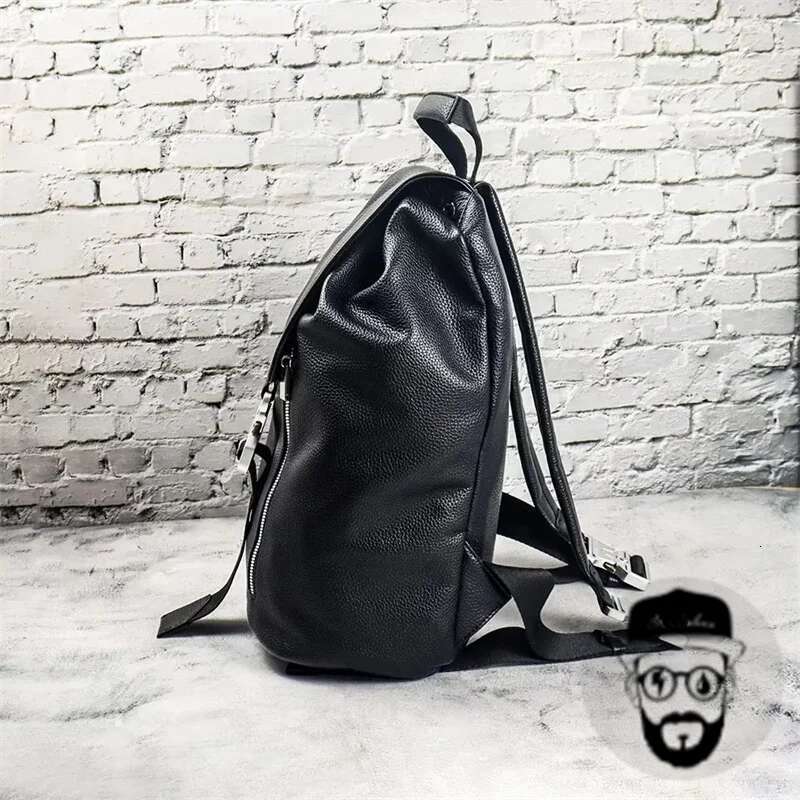 Black Metal Bucket Leather With Large Capacity And Simple Design ALYX Backpack