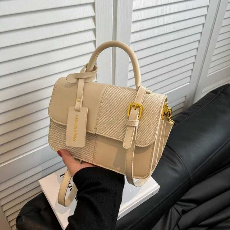 FaMOUs Designer Leather Womens Shoulder Bag Trendy Classic Elegant Commuter Daily BagW251112