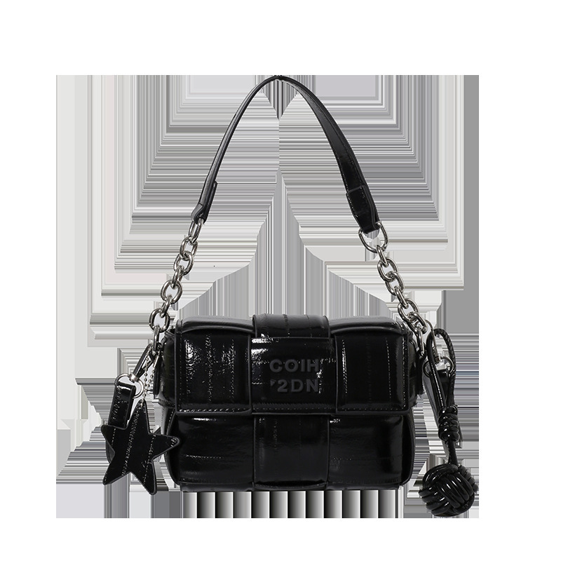 2025S Designer Women S Bag Knitted For Women New Trendy Crossbody Bag Niche Versatile High End Trendy Simple Letter Small Square Bag