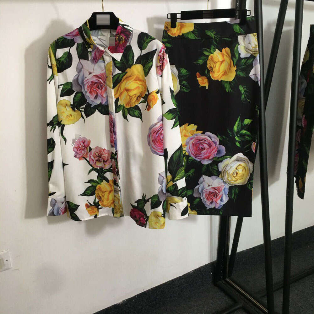 Designer clothing 2025 new set of colorful rose flower print temperament long sleeved shirt+hip hugging split high waist half skirt