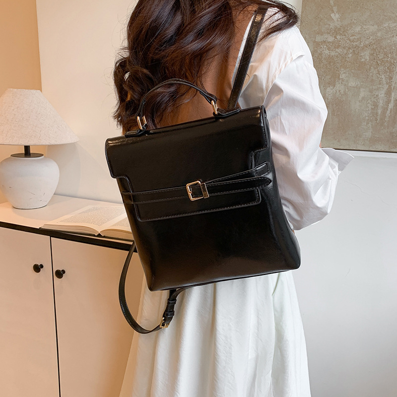 2025S Designer Women S Bag High End Commuting Tote Bag Women New Large Capacity Single Shoulder Crossbody Bag Versatile Backpack For Spring And Summer