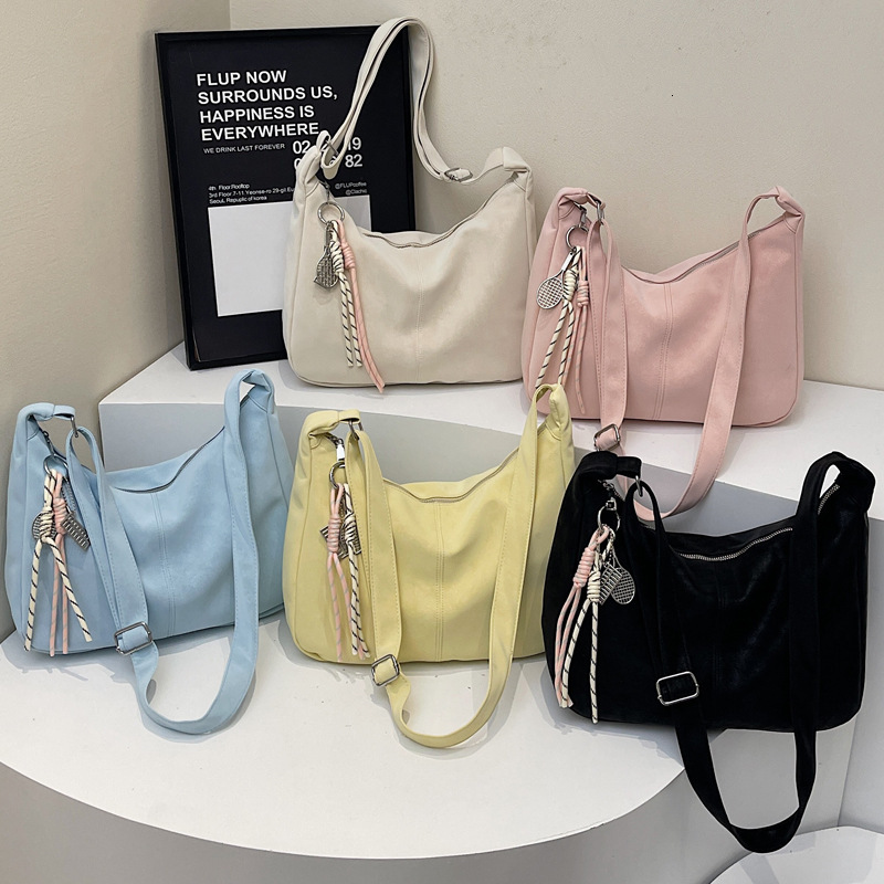 2025S Designer Women S Bag Tote Texture Frosted Large Capacity Spring Versatile Single Shoulder New Commuting Crossbody Women S Bag