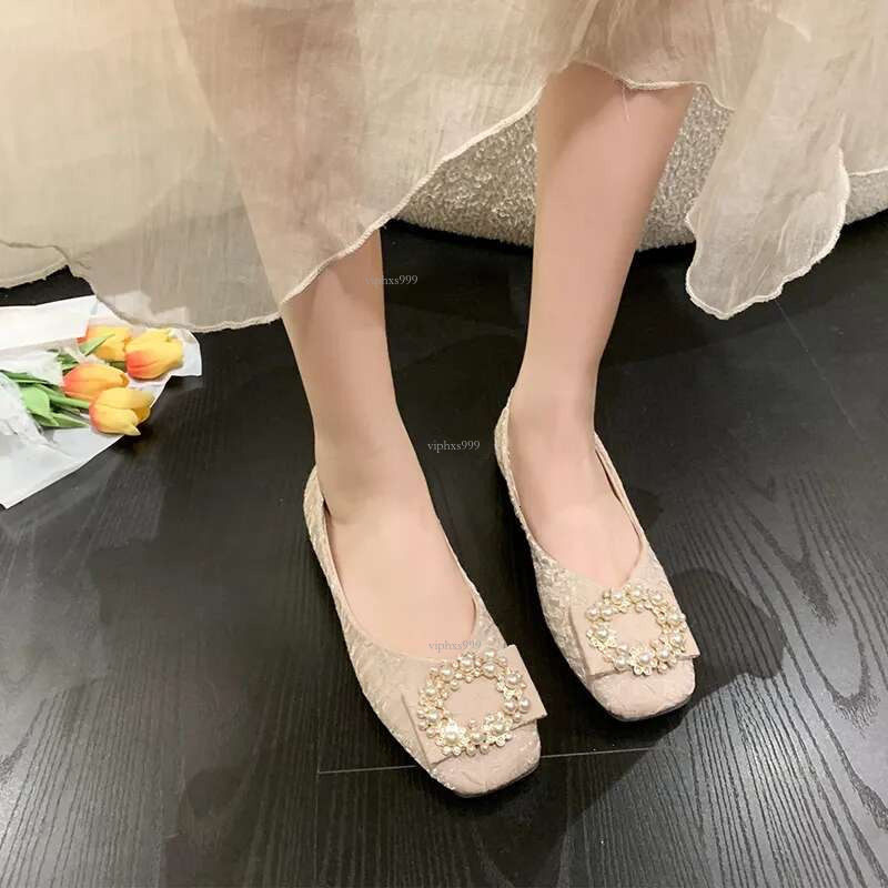 New free shipping designer shoes Spring Autumn Soft Sole Flat Bottom Comfortable and Anti slip Lazy Man Kicks on Driving Ladle Shoes, Bean Shoes for W