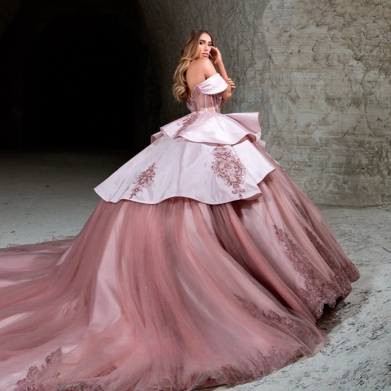 Pink Princess Quinceanera Dresses Off Shoulder Applique Lace Beading Tull Corset Sweet 16 Dress Ball Gown Vestidos 15 De Anos
