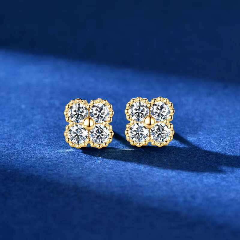 GRA Certificated 925 Sterling Silver Stud Earrings with Moissanite Lucky Four Leaf Clover Design for Womens Wedding Jewelry