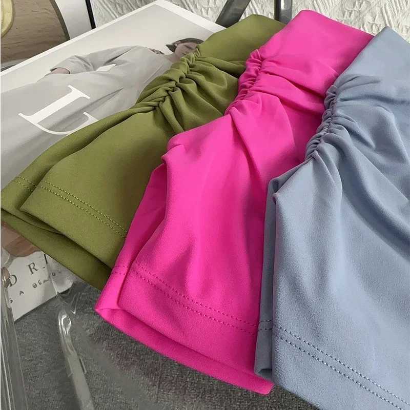 Solid color high waist seamless hip lifting yoga shorts breathable and fast drying fitness legs cycling and running sports shorts Y250412