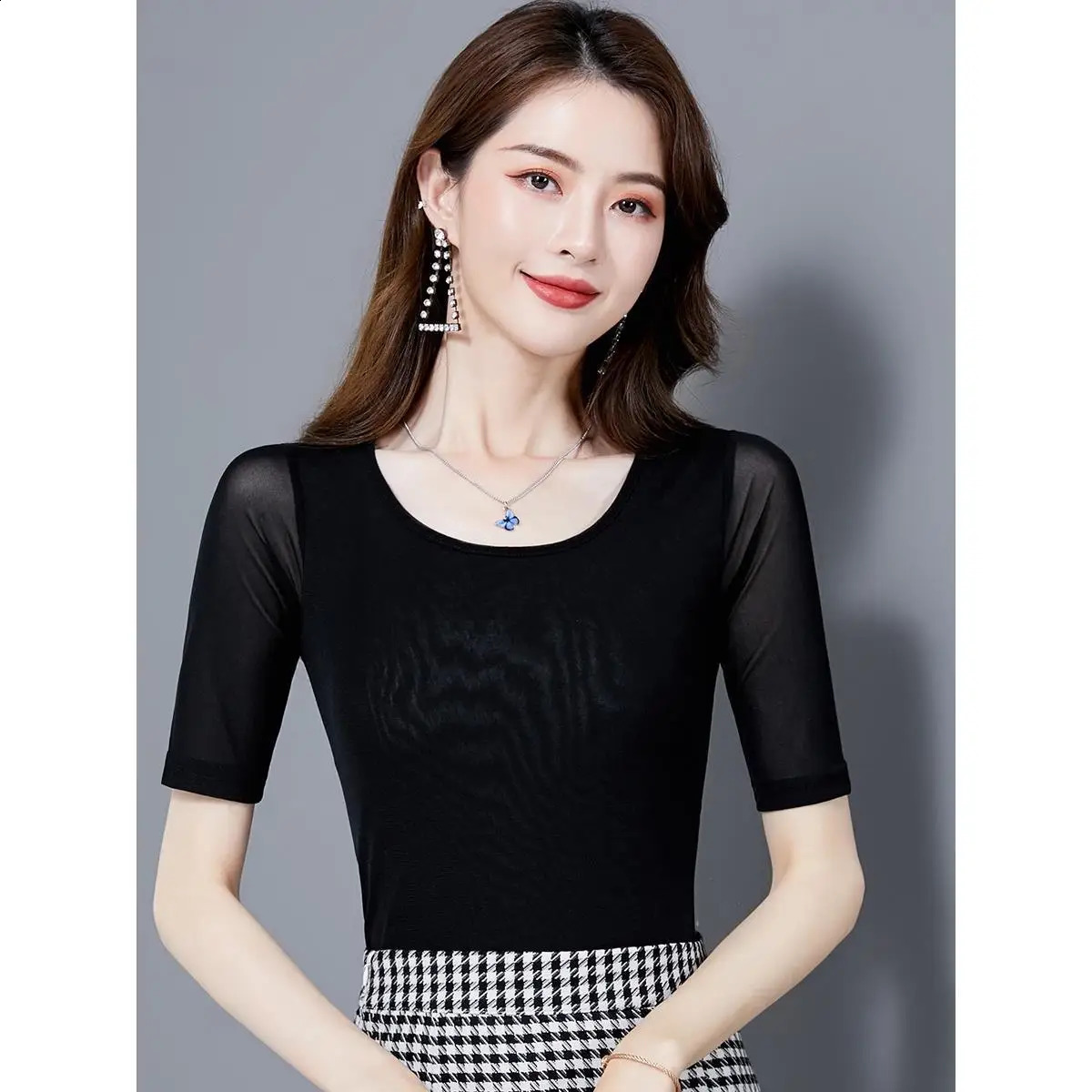 Summer Fashion Network Womens Short sleeved Tshirt Thin Gauze Dress Slim fit Small Top 250407