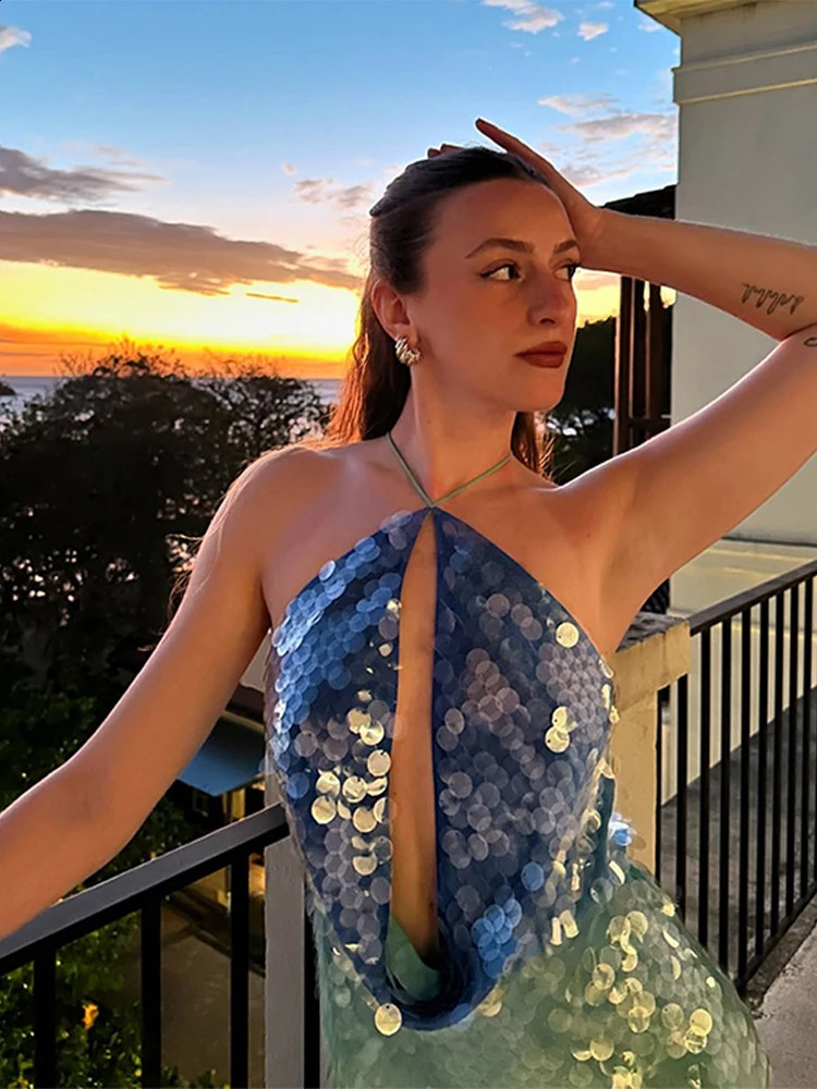 Fashion Sequins Backless Patchwork Halter Mini Dress For Women Backless Sleeveless Party Dress Summer Street Glitter Vestidos 250409