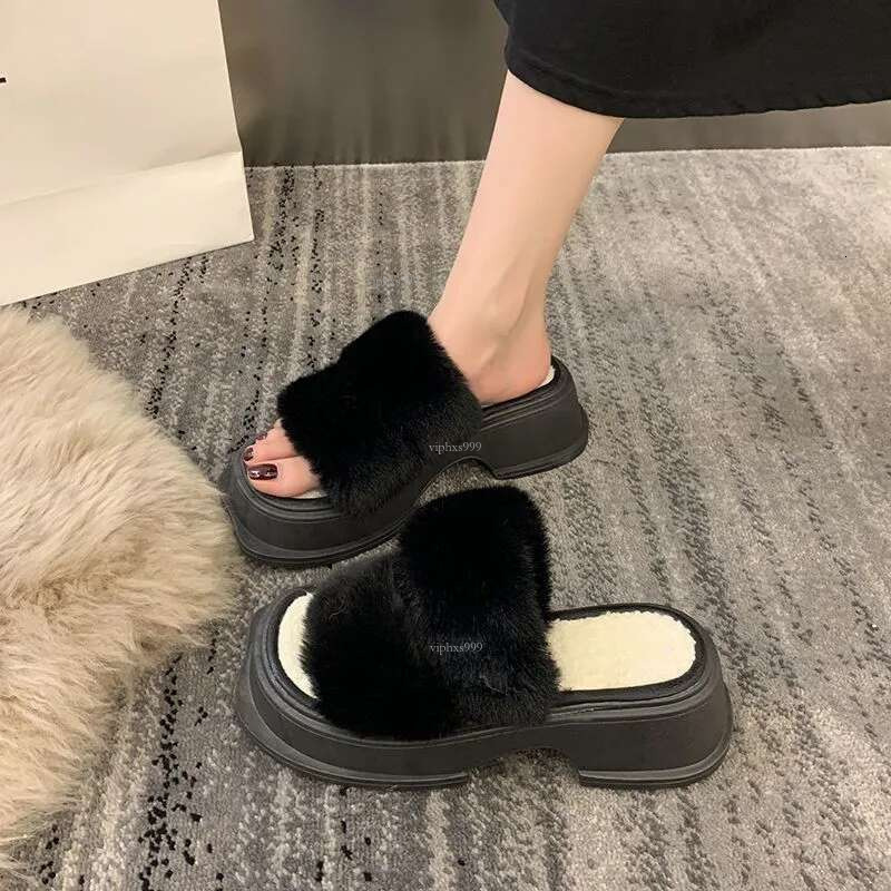 New Free Shipping Designer Shoes Internet Celebrity Beige Hairy For Women's Outdoor Wear In Autumn And Winter 2025 Thick Soled Fairy Style Shoes 