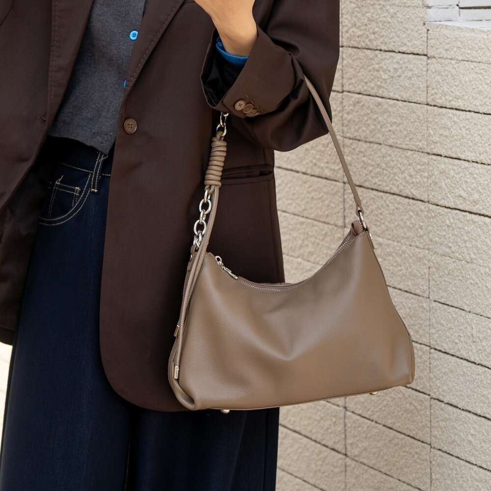 Luxury Bags Designer Top Cowhide Niche Totes New Cross-Body Simple Women's Commuter Versatile Top Handle Bags Underarm Shoulder Bags