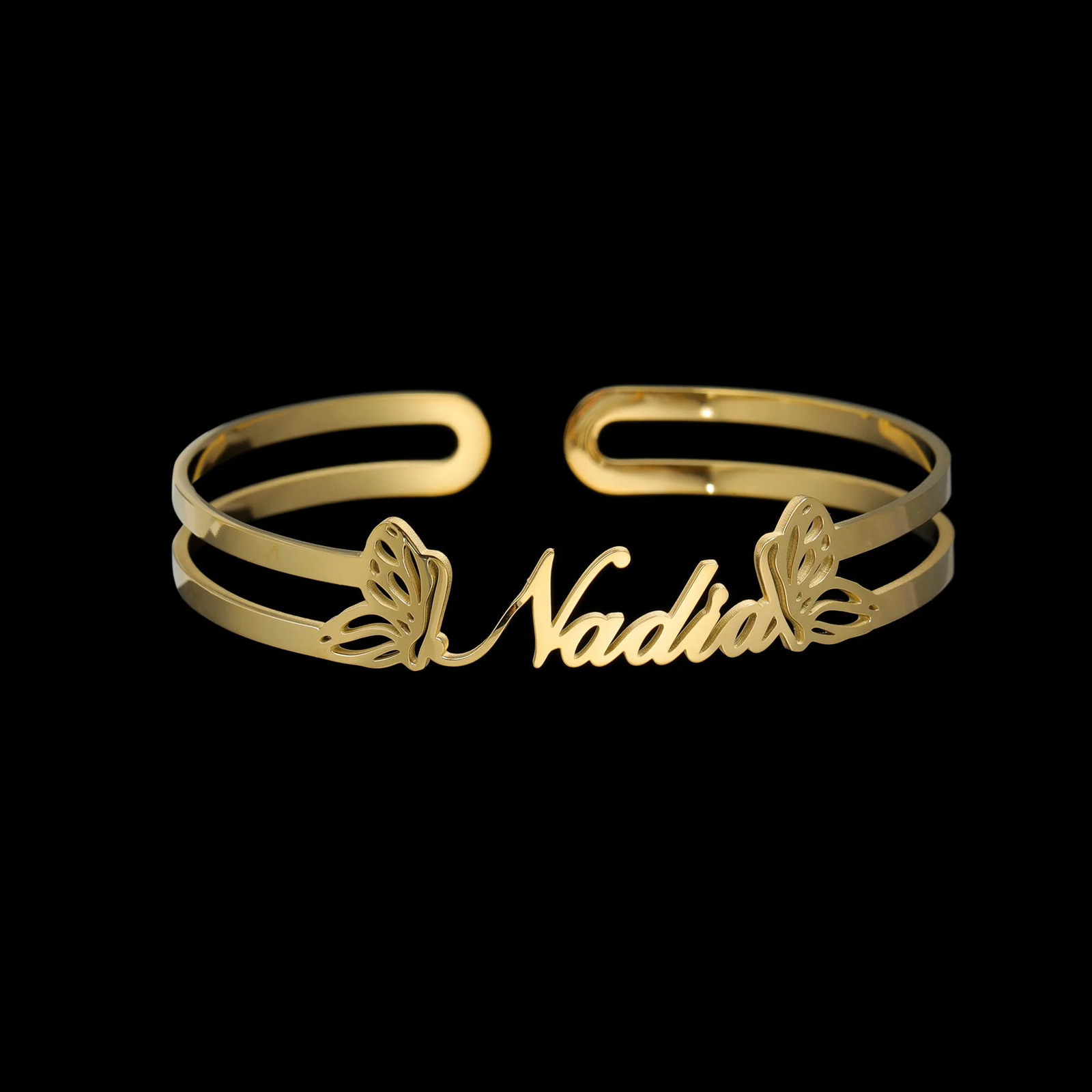 Akizoom Customized Name Heart shaped Bracelet Stainless Steel Personalized Letter Cuff Bracelet Mens Home Jewelry Gift 250408