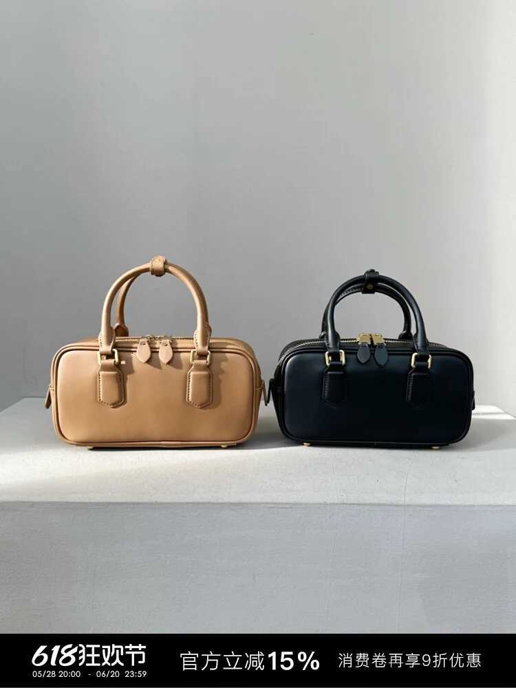 Head layer cowhide bowling ball hand-held Boston pillow genuine leather shoulder crossbody bagW251112