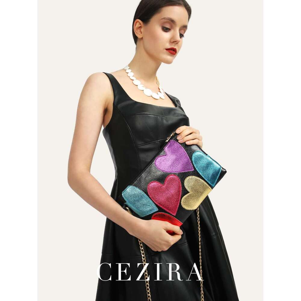 Design Colorful Metallic PU Leather Clutch Women Fashion Sweet Hearts Pattern Square Handbags Chain Crossbody Girls Purse