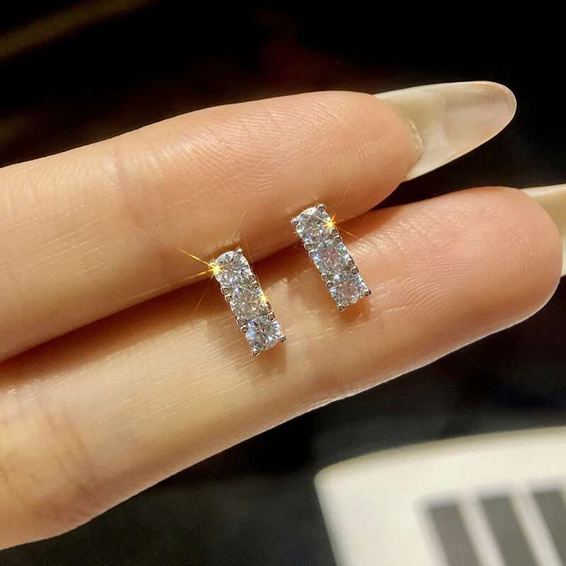 GRA Elegant Stud Earrings Round Certified Moissanite Diamond For Women Real 925 Sterling Silver For Wedding High Quality Jewelry