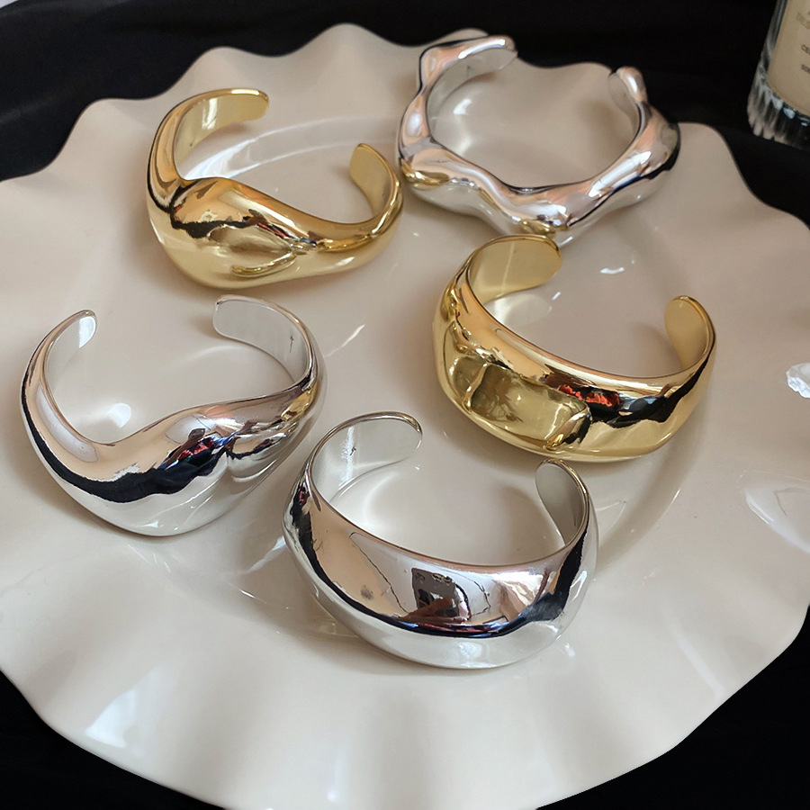 Bangle 18K Gold Plated Chunky Cuff Bracelets For Women Stainless Steel Bracelet Waterproof Bold Dome Bangles Girls Jewelry Gift