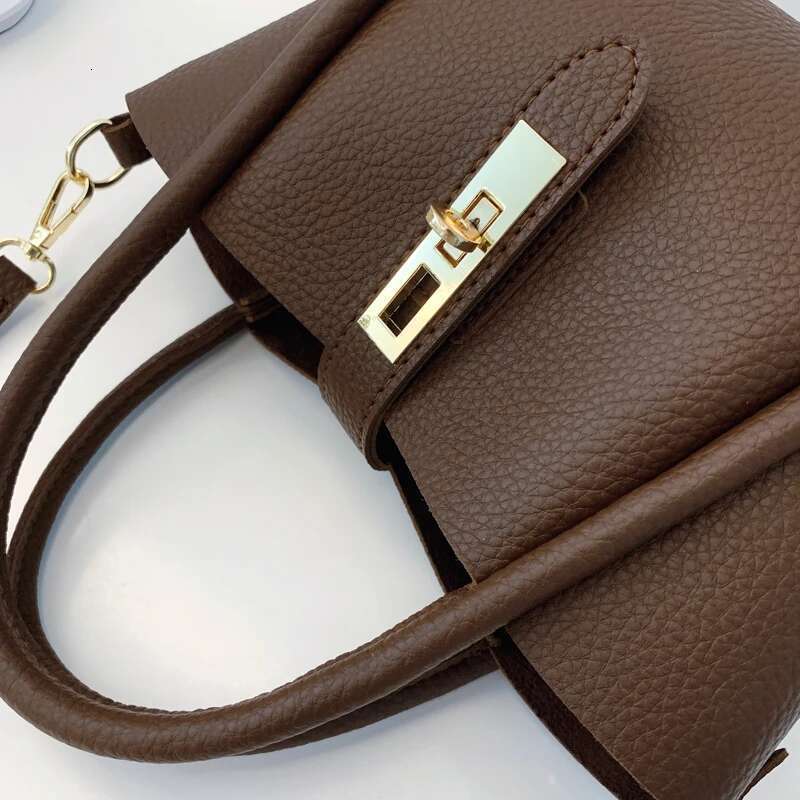 Brand New Large Capacity Shoulder High-End Women's Fashion Niche Leisure Handbag Ladies Crossbody Bag
