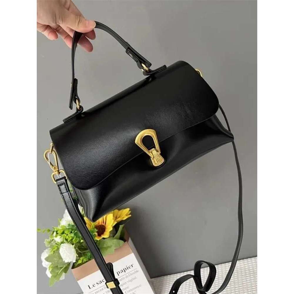 New Cowskin Genuine Leather Handbag Tote Women Single Shoulder Bag Hasp Fashion Designer Elegant Office Ladies Crossbody Bags