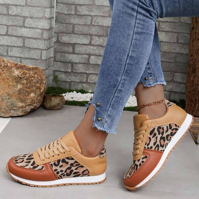 2025 Summer New Women's Sports Shoes Walking Training Shoes Designer Fashion Leopard Pattern Comfortable Slow Running Leisure Tennis Shoes