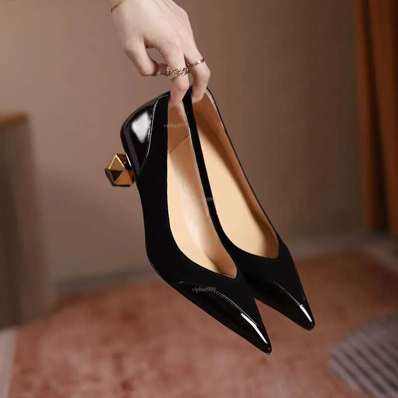 New free shipping designer shoes Northern Xinjiang Wolf's new patchwork single shoe women's middle heel pointed shallow mouth apricot high h