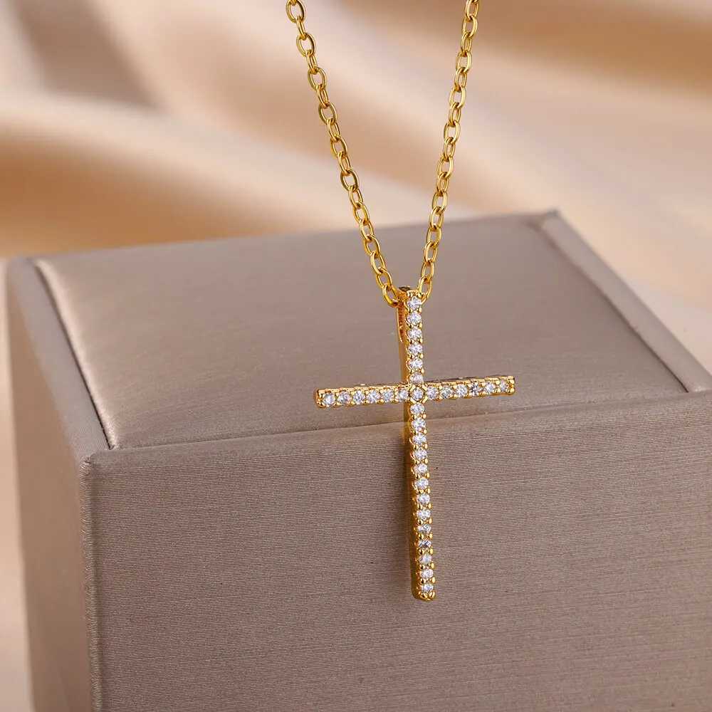 Zircon Cross Pendant Necklace for Women Gold Color Stainless Steel Collar Neckalces 2025 Trend Goth Party Wedding Jewelry Gifts Z250412