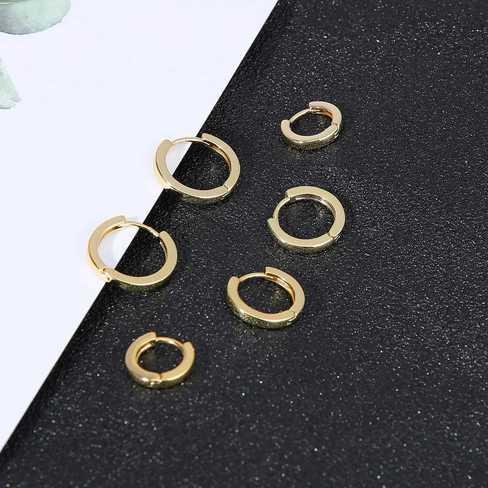 Shevalues Women 3 Pairs Small Earrings Lady Classic 14K Gold Hoop Fashion Tiny Huggie Hoop Earrings Set Hypoallergenic EarringXJ251113