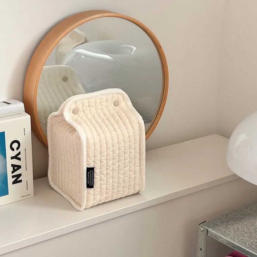INS Tissue Paper Storage Box Roll Paper Tissue Case Holder Car Napkin Tissue Box Living Ro Table Decor He Organizer Y251112