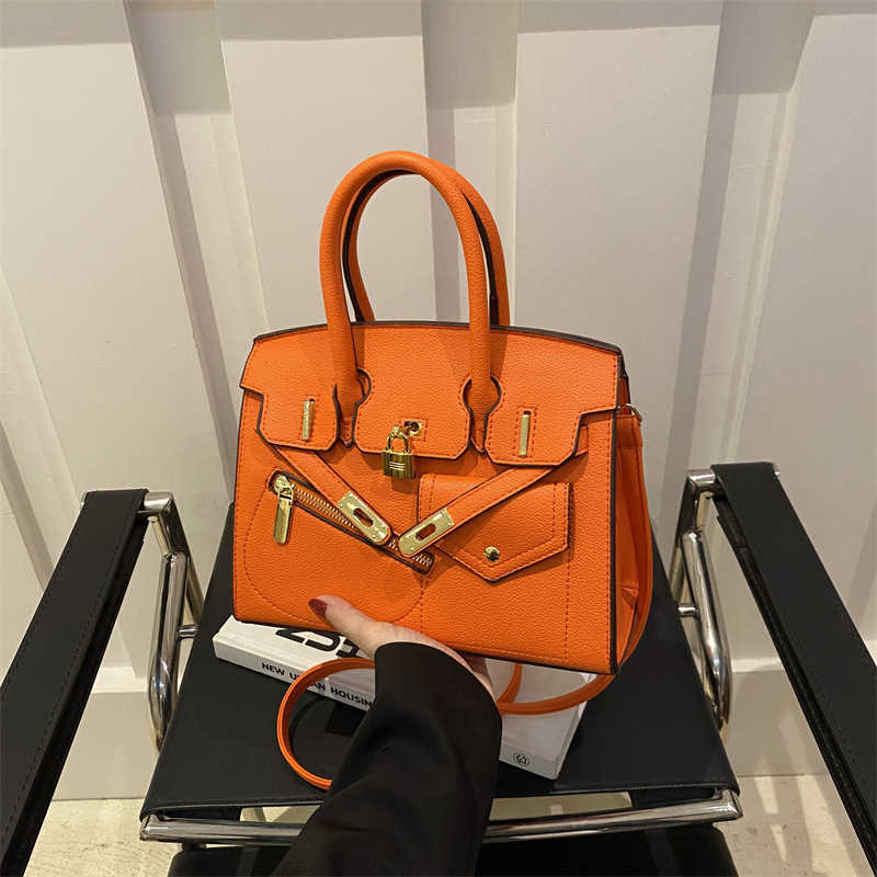 Womens handbag new fashionable womens large capacity single shoulder crossbody bag bags bigclothfgg22
