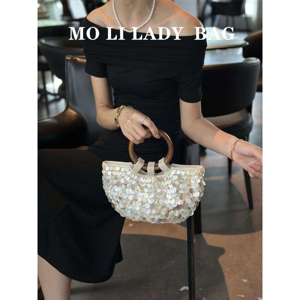 2025 Spring/Summer New High-End Handmade Natural Shell Fairy Handbag Women's Niche Bag Personality Trend