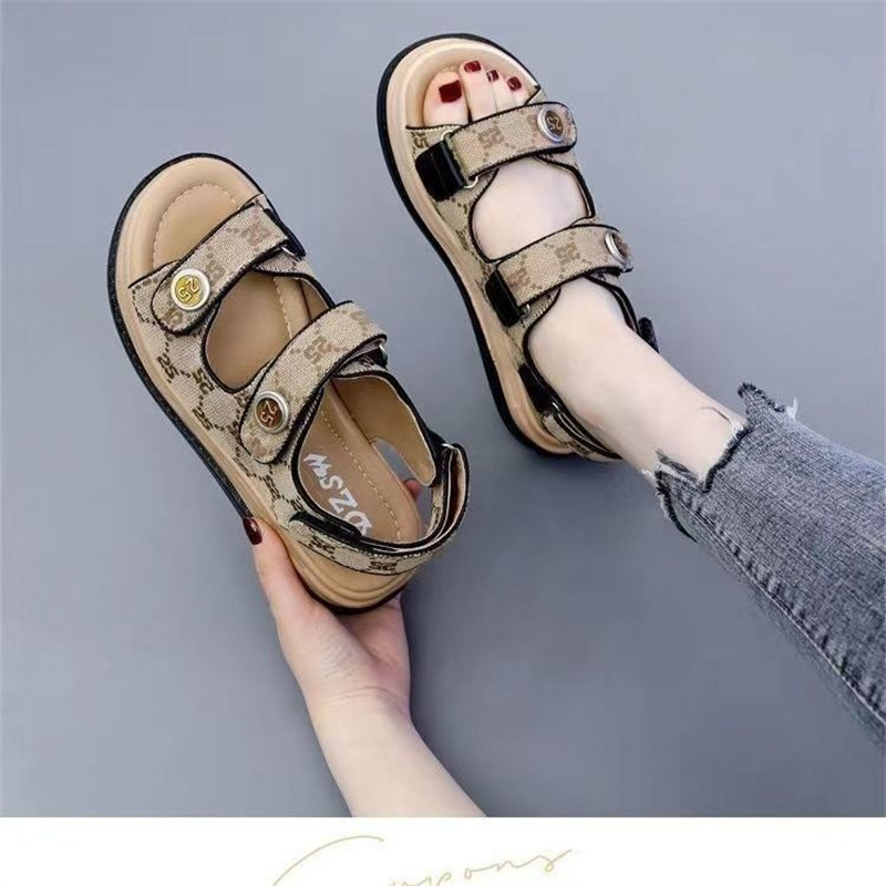 free shipping designer sandals for women ladies2025 Summer New Flat bottomed Fashion Versatile Sports Non slip Beach Sandals Size 35-40 for daily wear