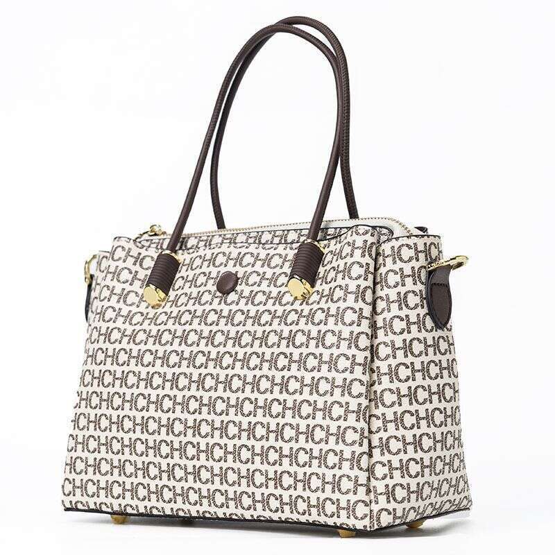 Women's Genuine Leather 2025 New Women's Bag Large Capacity Fashionable Single Shoulder Handbag