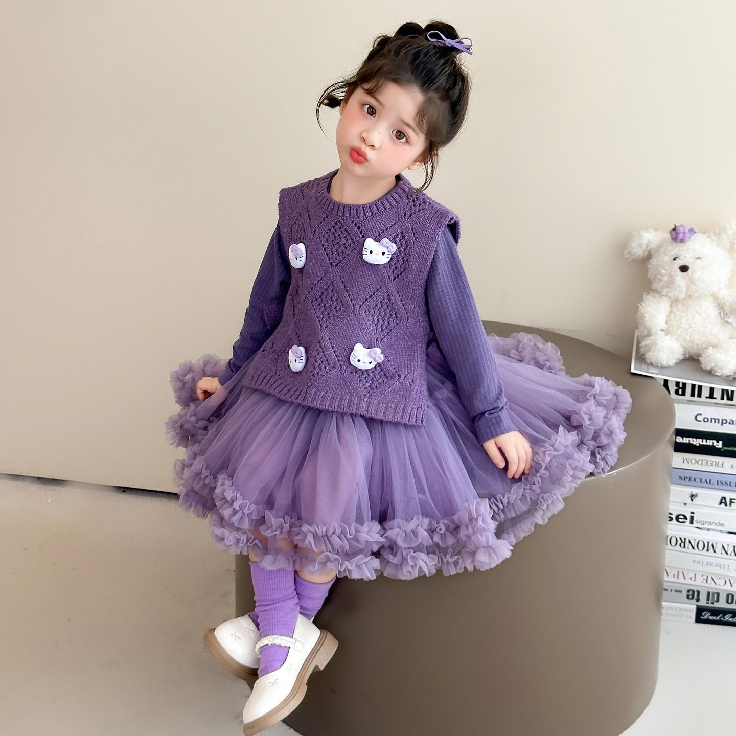 D663 Stylish Casual Base Layer Top and Mesh Suspender Skirt Two-Piece Set for Medium and Large Children
