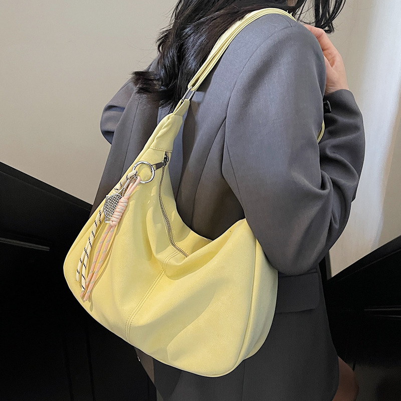 2025S Designer Women S Bag Tote Texture Frosted Large Capacity Spring Versatile Single Shoulder New Commuting Crossbody Women S Bag