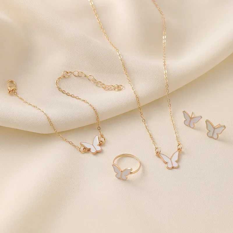 4Pcs/Set Fashion Butterfly Pendant Necklace Earrings Ring Bracelet Set For Women Engagement Wedding Jewelry Set Anniversary GiftC250411