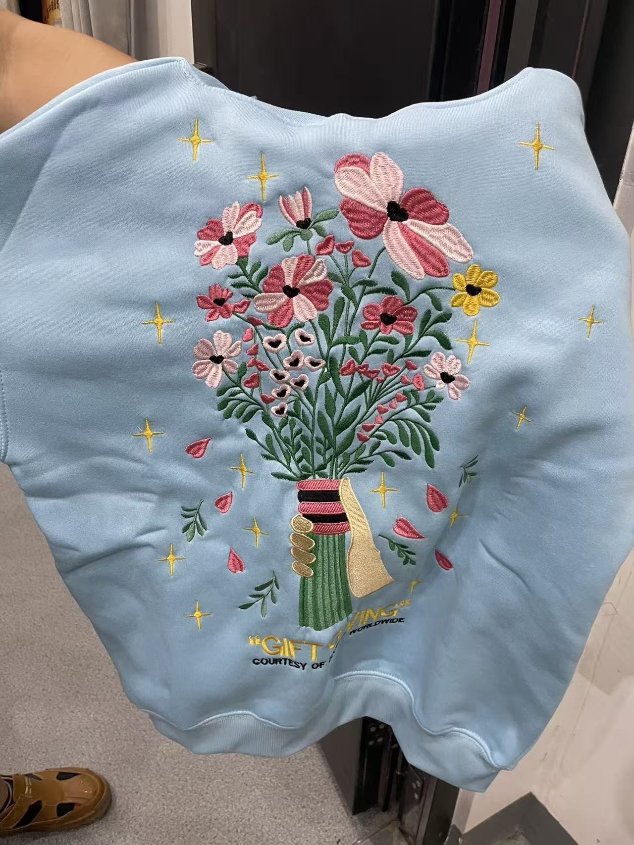 Womens Oversized Hoodie Flower Embroidery Back Long Sleeve Hooded Sweatshirt with Front Pocket Casual Streetwear 241118 - view 5