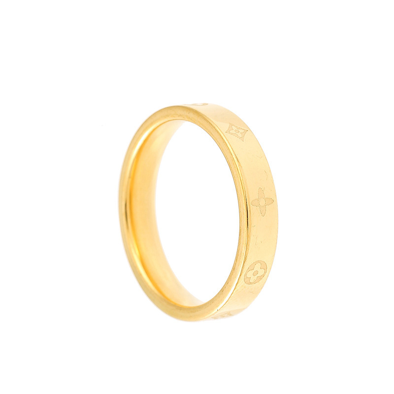 Cross-Border Fashion Four-Leaf Clover Titanium Steel 18K Gold Simple Small Flower Plain Band Amazon New Ring for Women