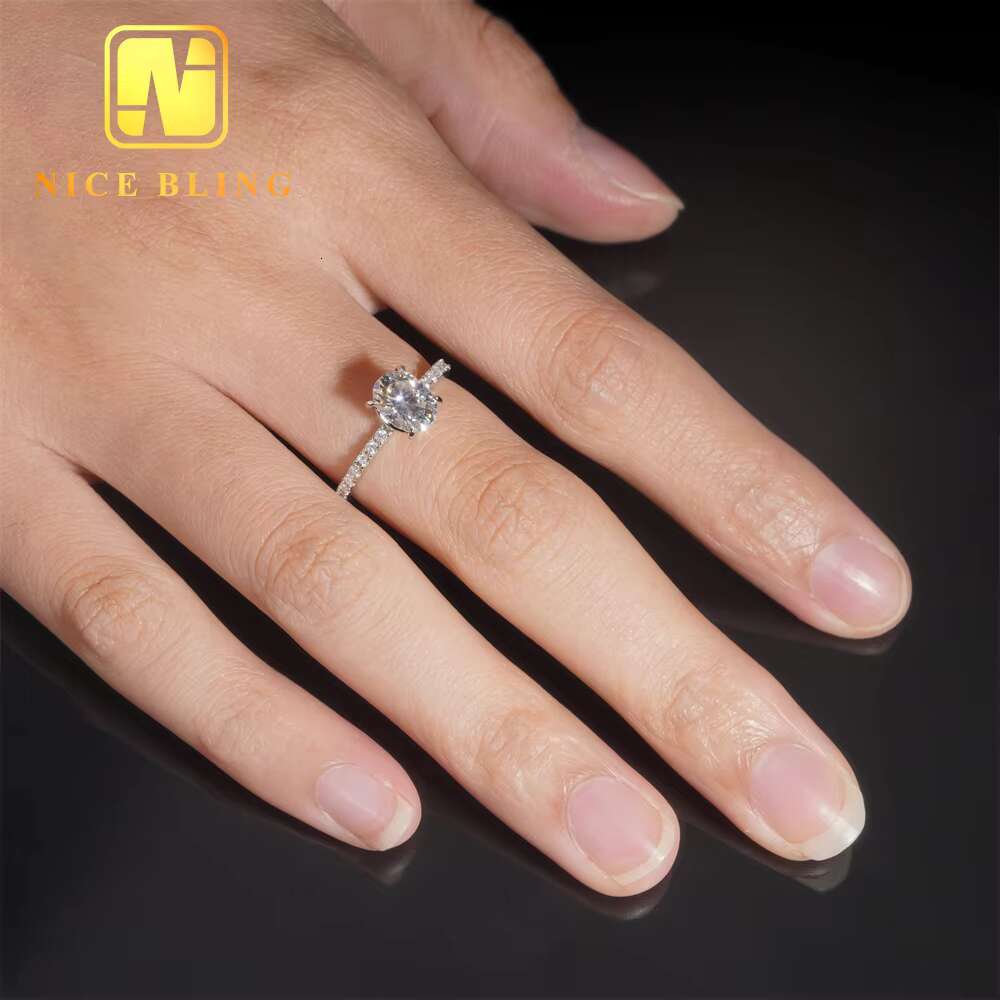 Wholesale Fine Jewelry Finger Rings 925 Sterling Silver D-vvs Diamond Oval Cut Moissanite Engagement Ring for Women