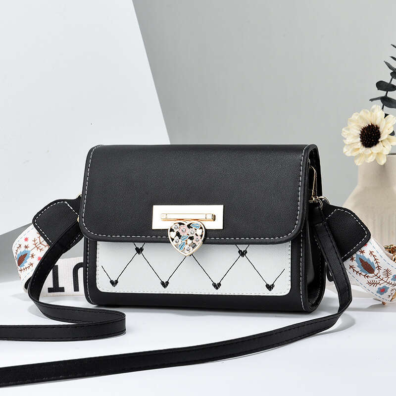 for Women 2025 New Trendy Western Style One Shoulder Crossbody Phone Versatile Internet Celebrity Small Square Bag