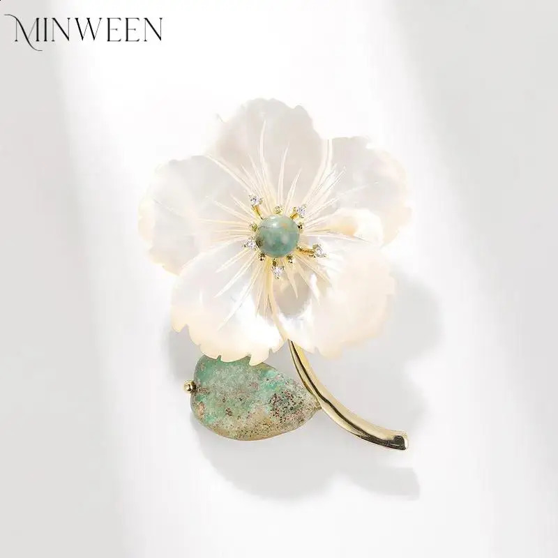 MINWEEN Versatile Natural Pear Shell Flower Brooch Mother Shell Flower Brooch Accessories Wholesale 250409