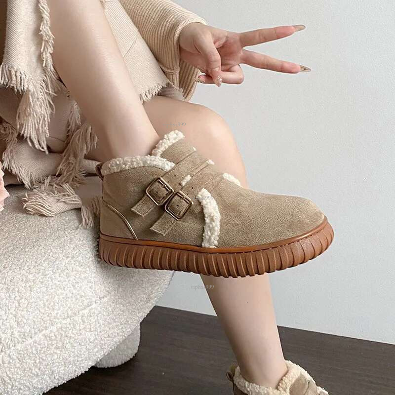 2025 Designer Outdoor Waterproof Platform Snow Boots Warm Boken Women's Shoes Multi-purpose Plus Size Wool And Cotton Shoes