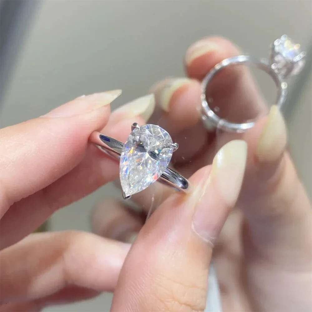 Pear Shaped Moissanite Solitaire Engagement Rings for Women 1-4CT D Color Diamond S925 Sterling Silver Wedding Band Fine Jewelry