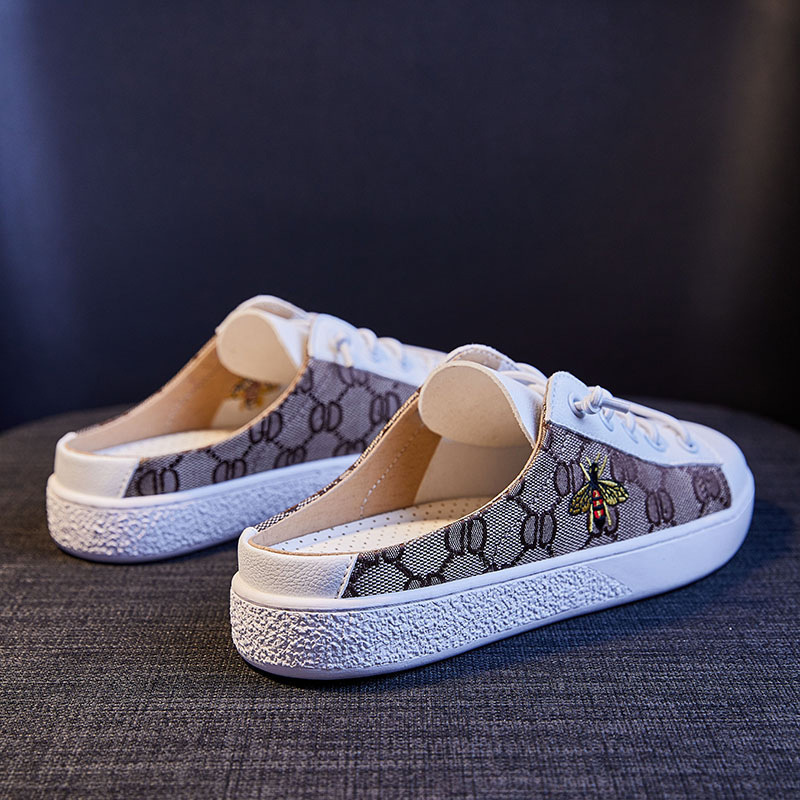 2025 Summer New Women Canvas Shoes Bee Pattern Casual Breathable Slip On Lazy Sneakers
