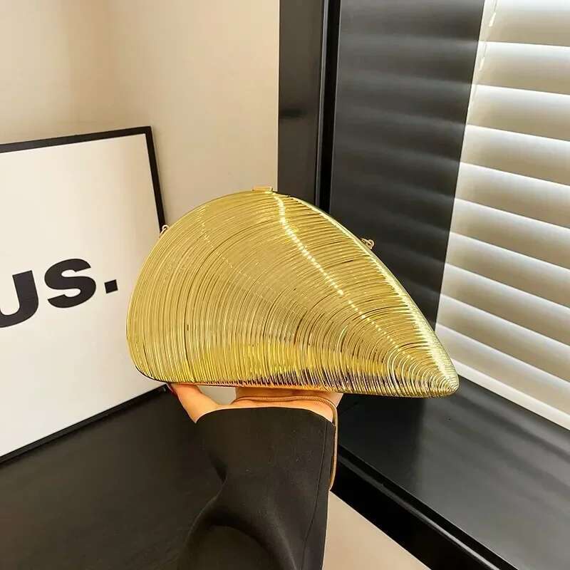 PVC Golden Shell Hot Selg Creative Design Crossbody 2025 Valentine's Day New Party Women's Bag