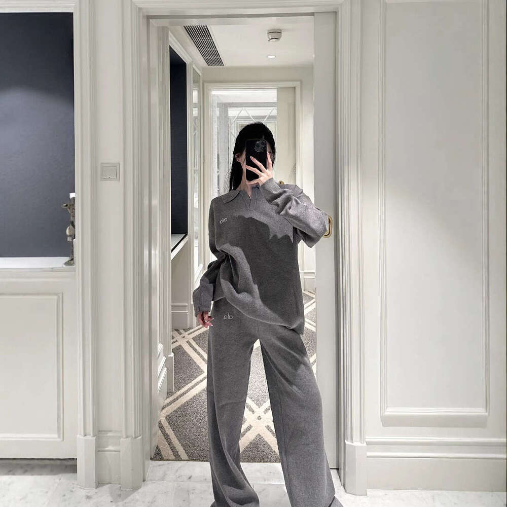 Designer clothing Temperament, old money style, lazy feeling, suit, top, pants, loose, solid color, classic, fashionable, high-end version