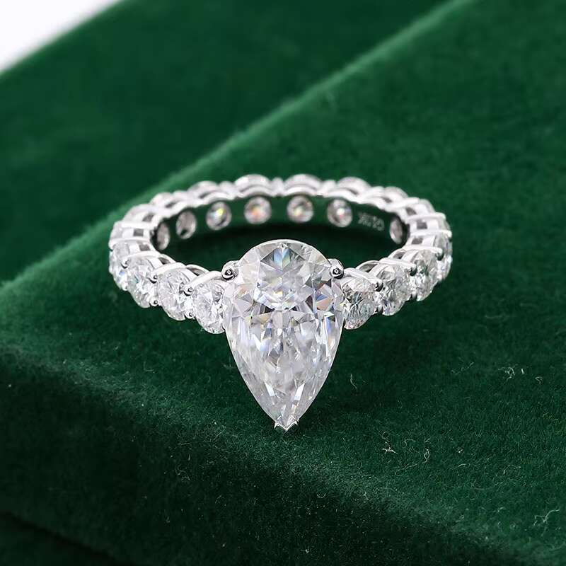 Handmade Ring Moissanite 10K 14K 18K White Gold Engagement Ring Diamond Pear Cut Fashion Design VVS Diamond Rings Women