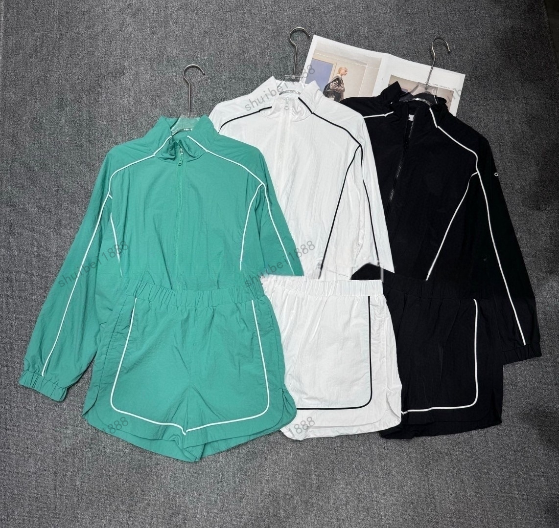 2pcs Women Yoga Jacket Sets Workout Sports Sets Motivate Full-Zip Track Jacket and shorts gym Coat Fitness Jackets Sports Quick Dry Activewear Solid Zip Up Sweatshirt