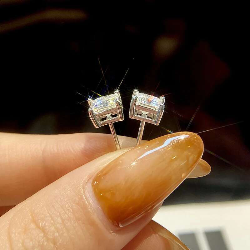 GRA 1CT Classic Princess Cut Concise Moissanite Diamond Stud Earrings For Women Real 925 Sterling Silver Wedding Fine Jewelry